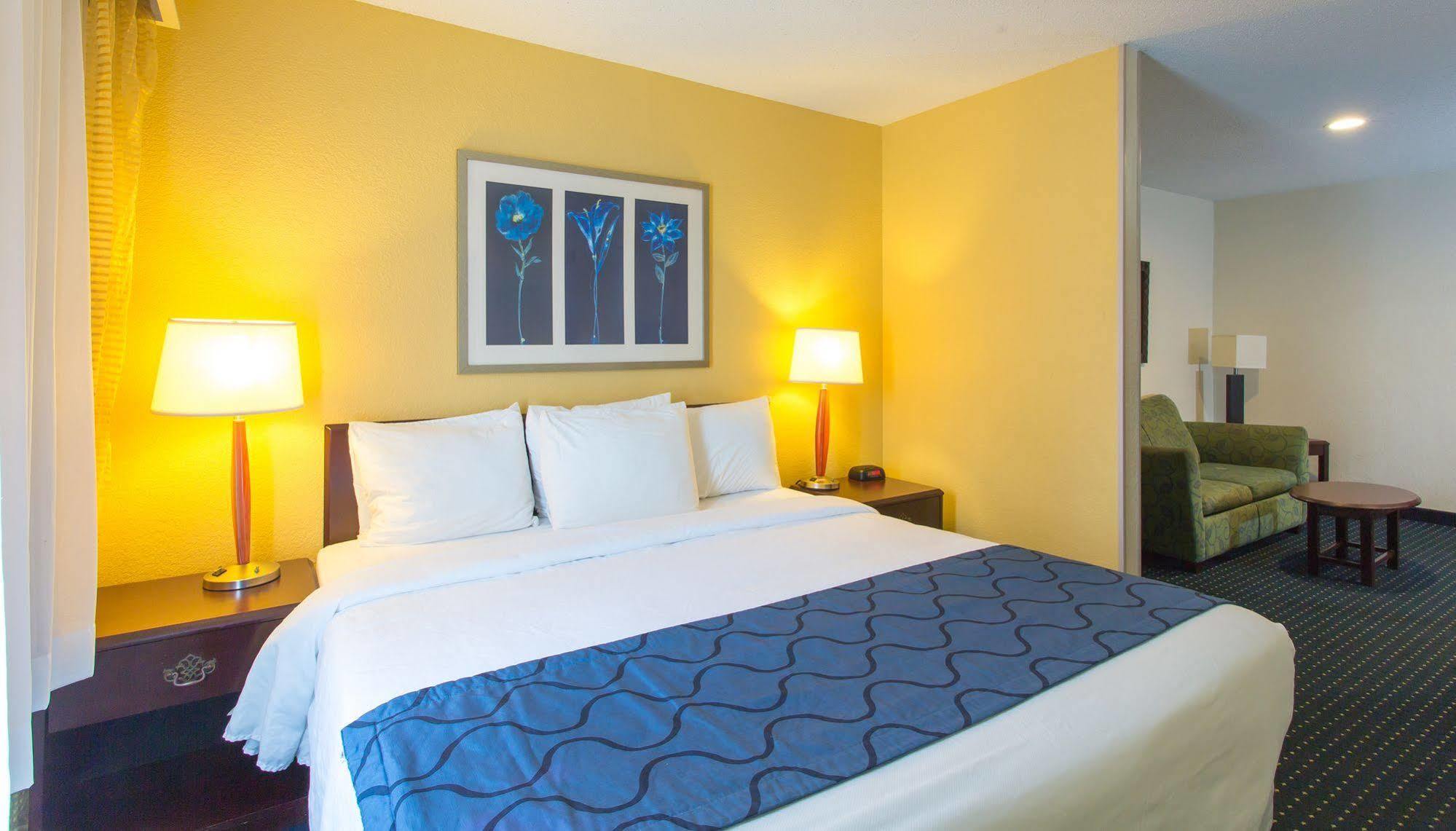 Studios And Suites 4 Less - Gum Road Чесапик Экстерьер фото